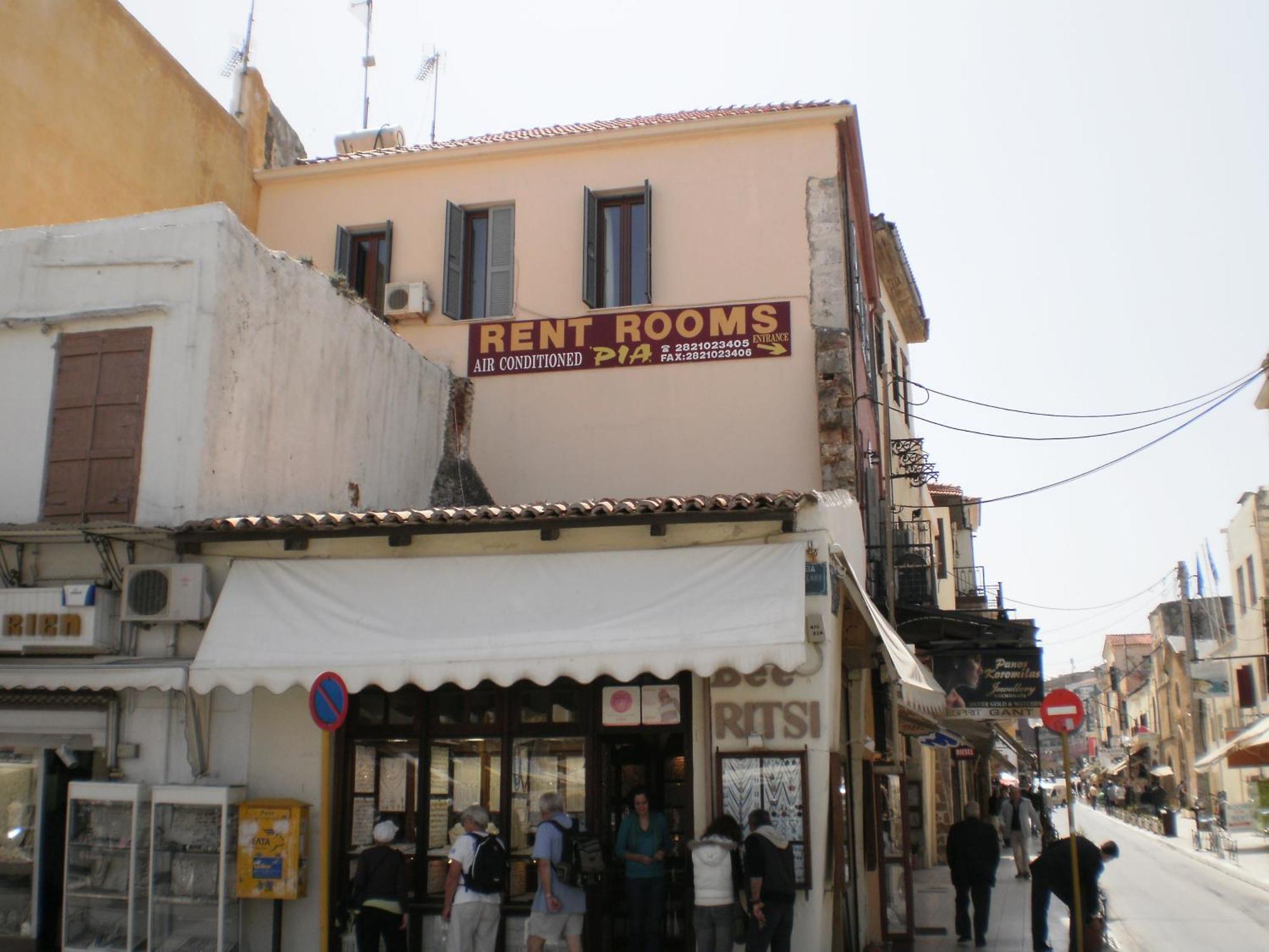 Pia Rooms Chrissi Akti Chania Exterior foto